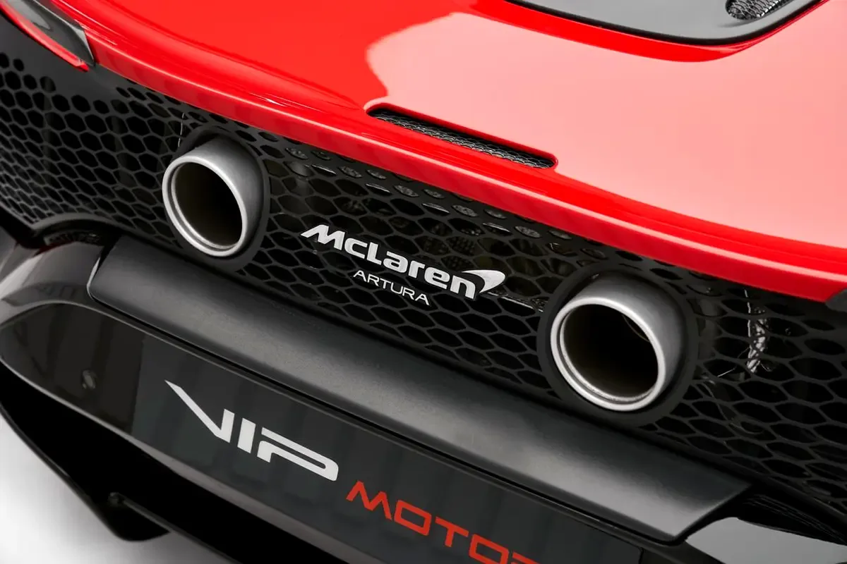 McLaren Artura 3.0 AMT (680 hp) - 10