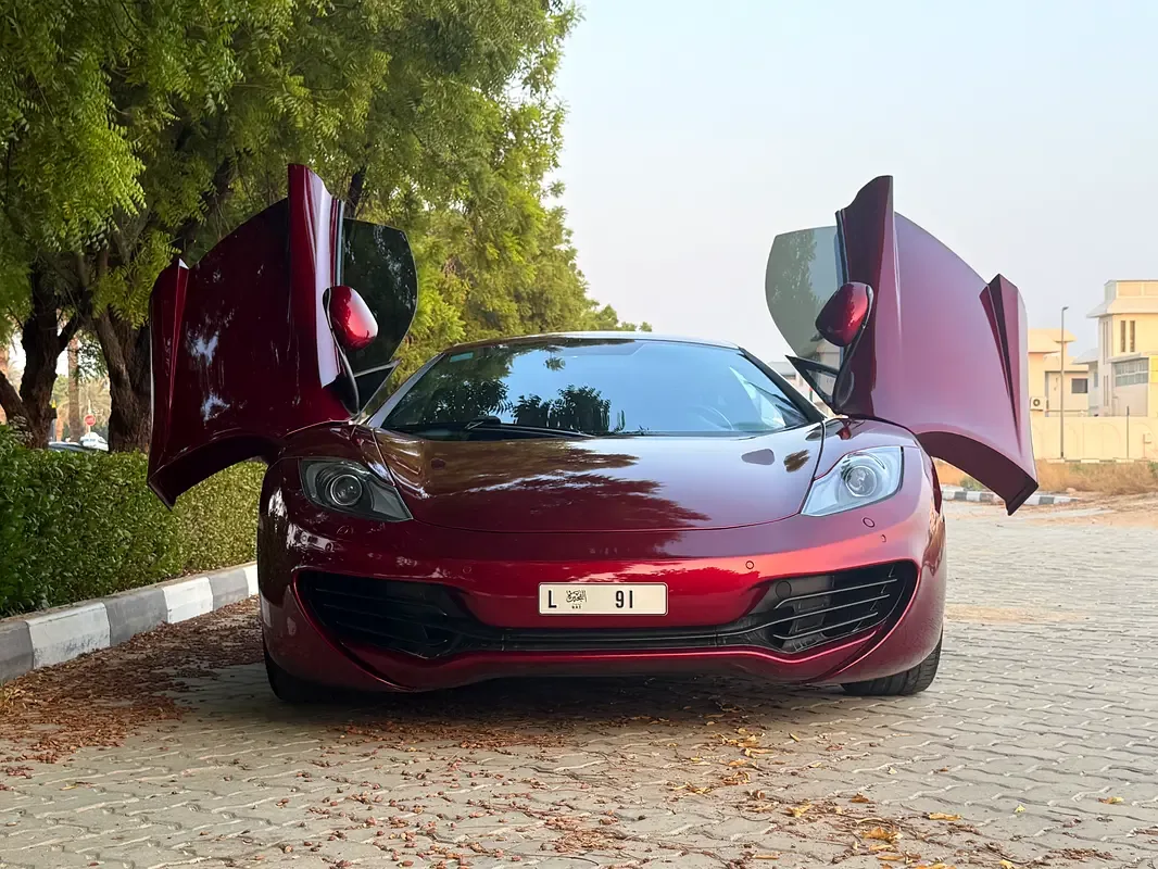 McLaren MP4-12C 3.8 AMT (625 حصان) - 7
