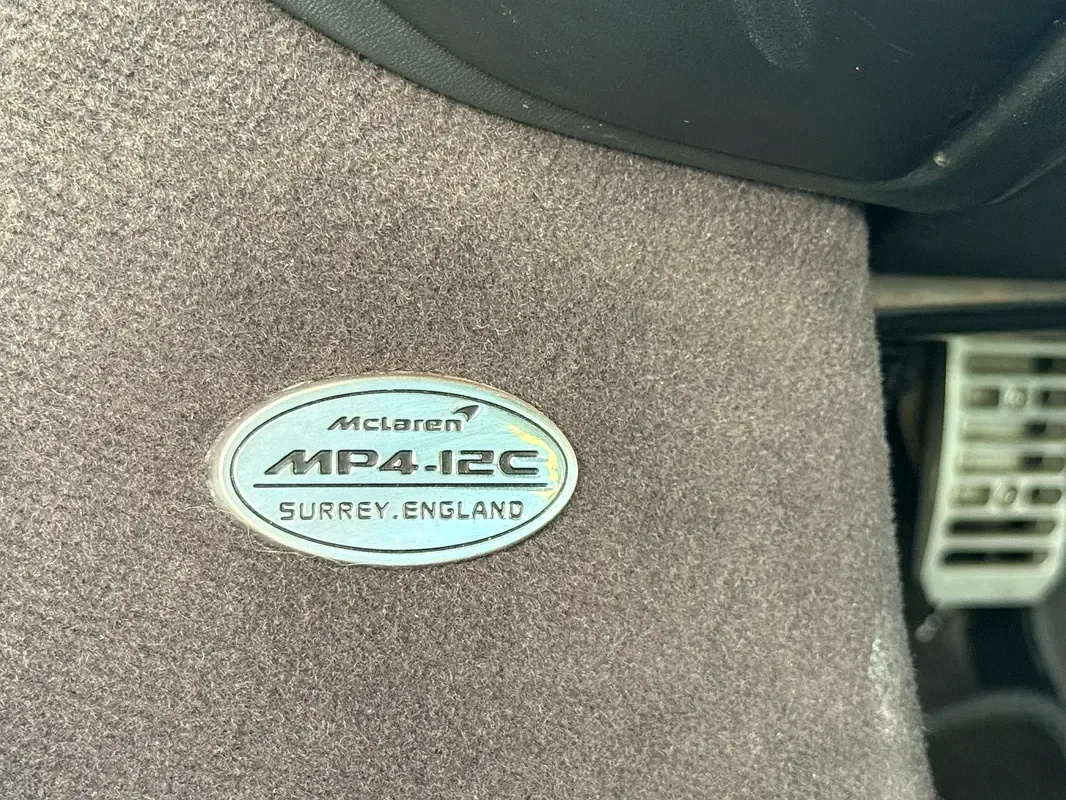 McLaren MP4-12C 3.8 AMT (625 حصان) - 16