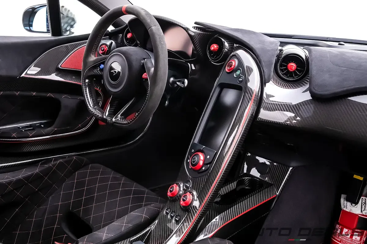 McLaren P1 Automatic transmission (916 hp) - 14