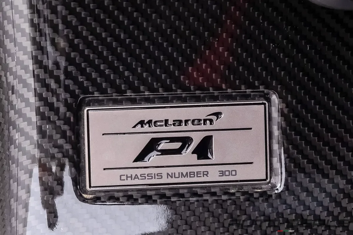 McLaren P1 Automatic transmission (916 hp) - 18