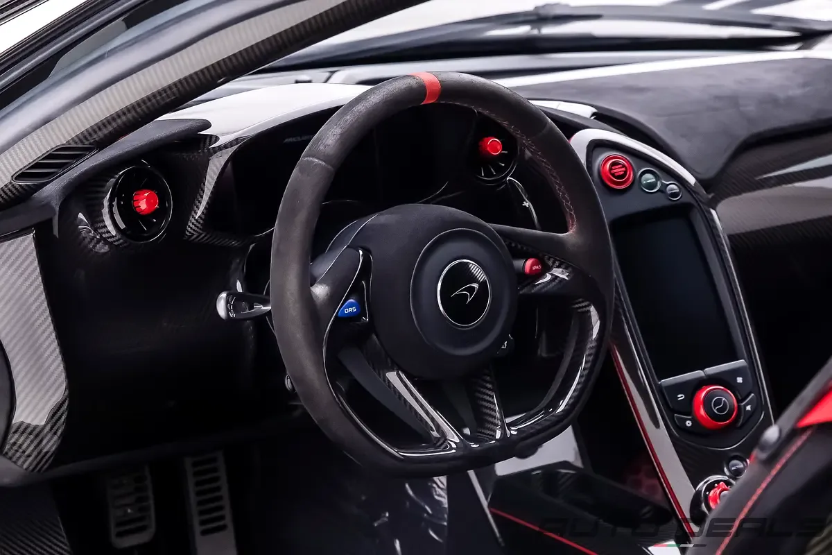 McLaren P1 Automatic transmission (916 hp) - 15