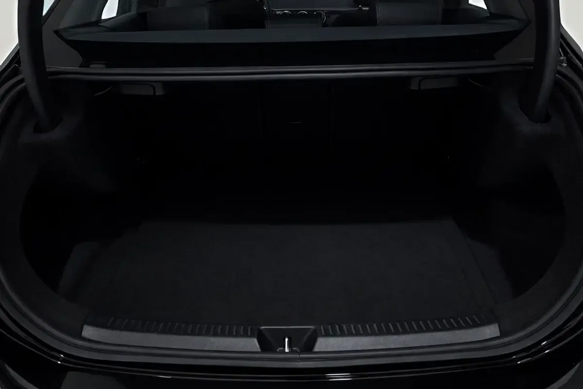 Mercedes-Benz A-Class 1.3 AMT (136 حصان) - 11