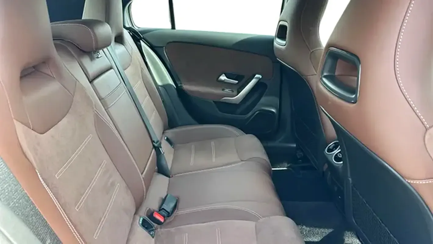 Mercedes-Benz A-Class 1.3 AMT (163 hp) - 14