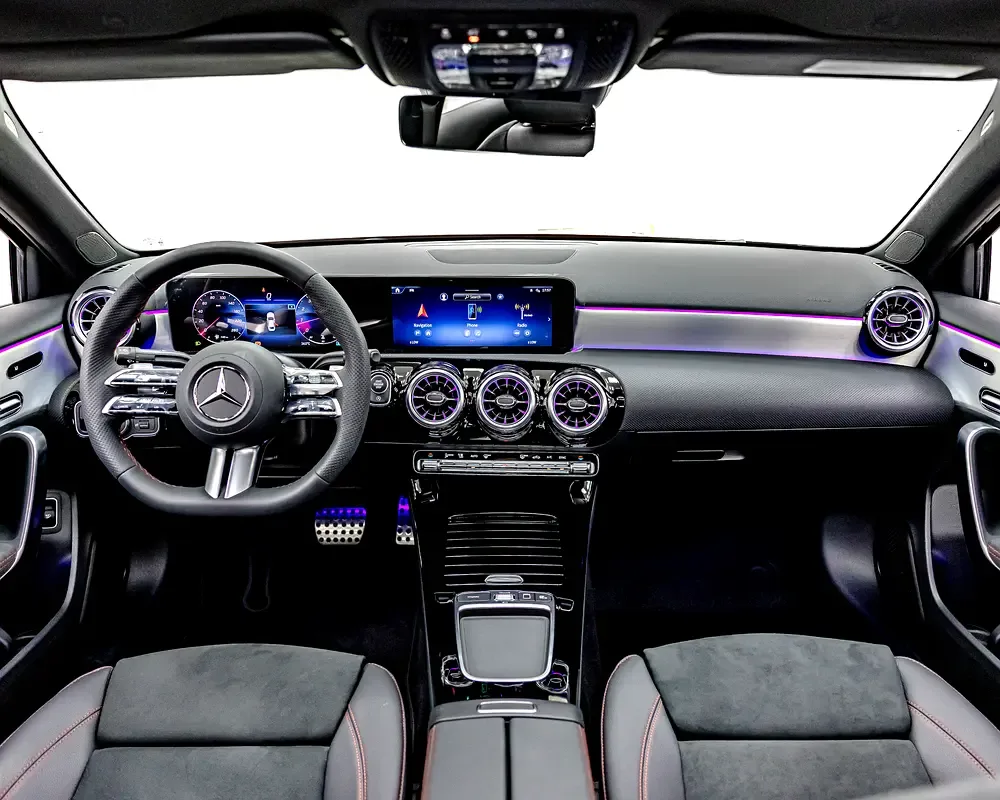 Mercedes-Benz A-Class 1.3 AMT (163 hp) - 7