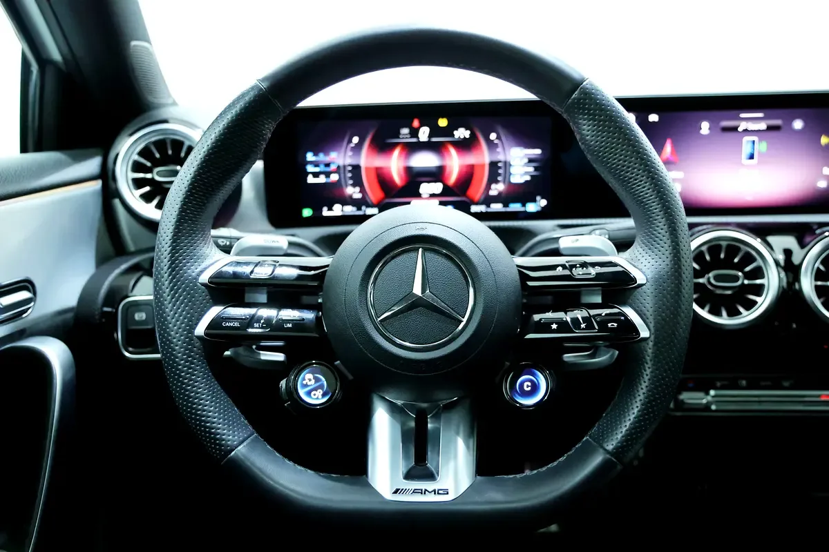 Mercedes-Benz A-Class 1.3 AMT (163 حصان) - 13