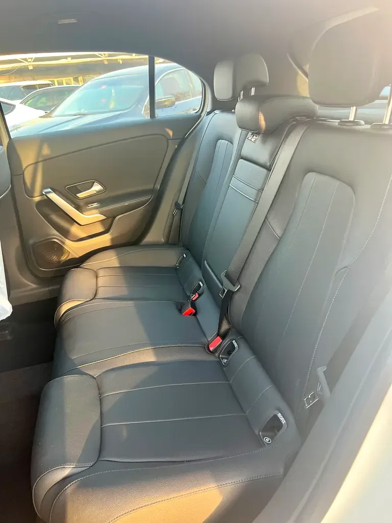 Mercedes-Benz A-Class 1.3 AMT (163 hp) - 8