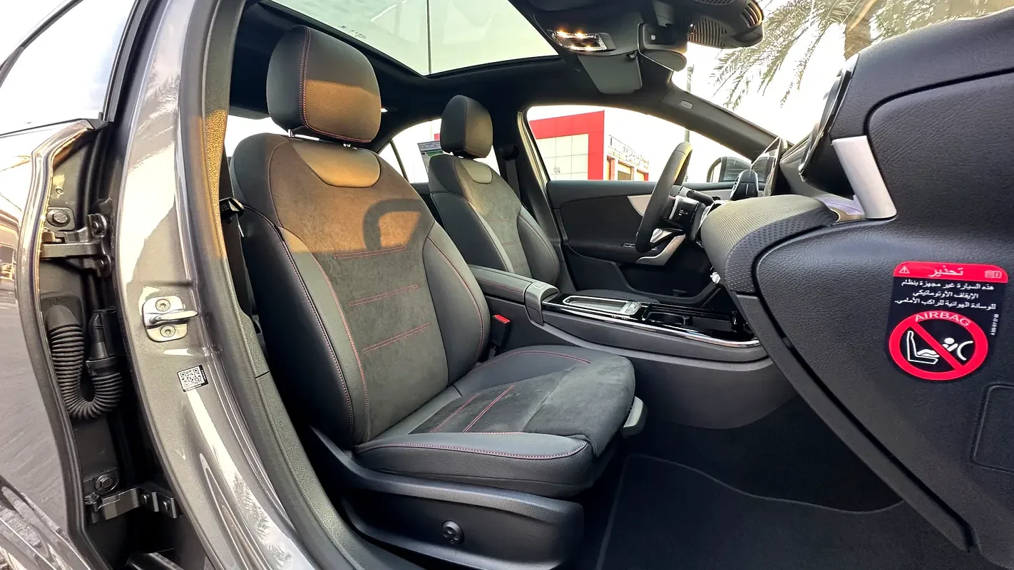 Mercedes-Benz A-Class 1.3 AMT (163 hp) - 15