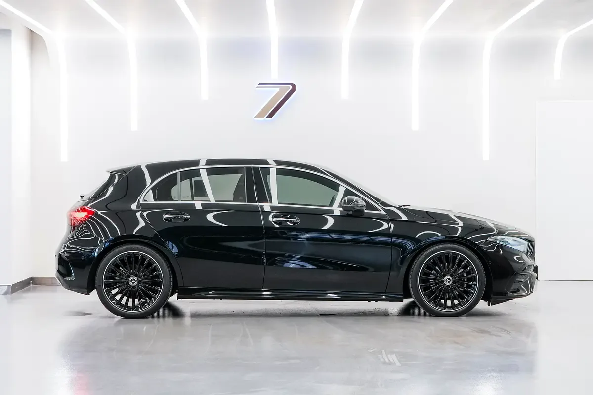 Mercedes-Benz A-Class 1.3 AMT (163 hp) - 3