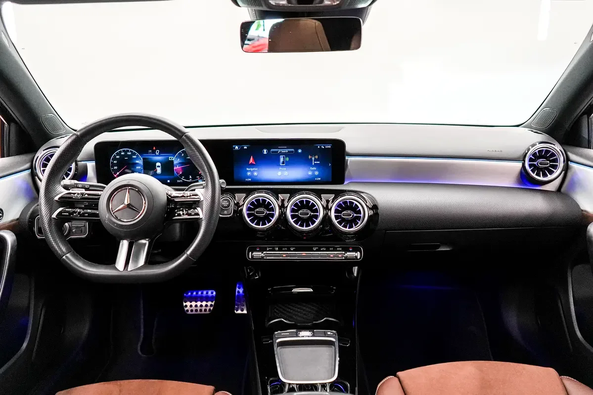 Mercedes-Benz A-Class 1.3 AMT (163 hp) - 7