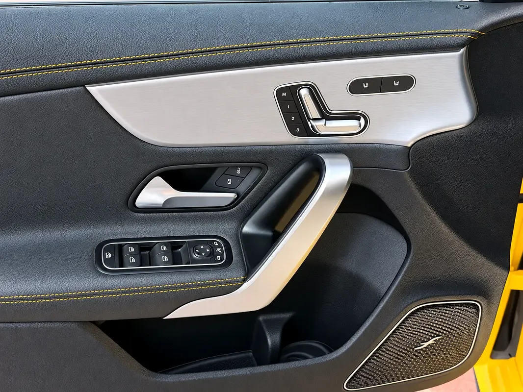 Mercedes-Benz A-Class 2.0 AMT (190 hp) - 15