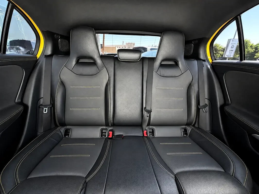 Mercedes-Benz A-Class 2.0 AMT (190 hp) - 18