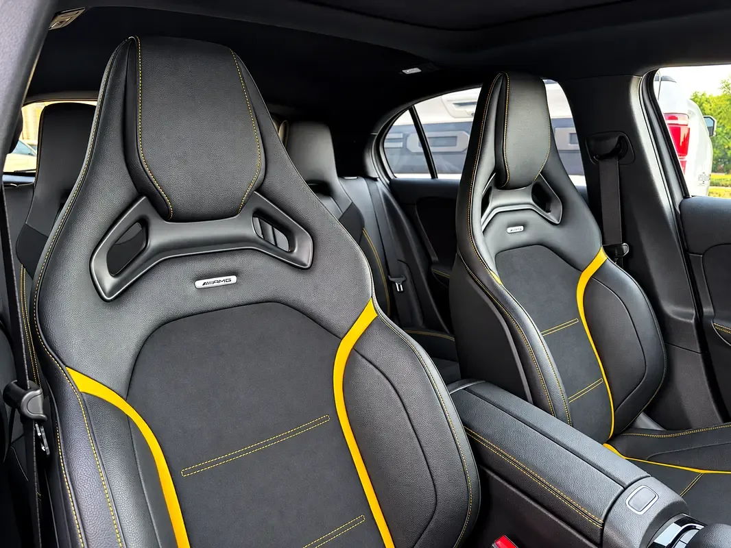 Mercedes-Benz A-Class 2.0 AMT (224 hp) - 9