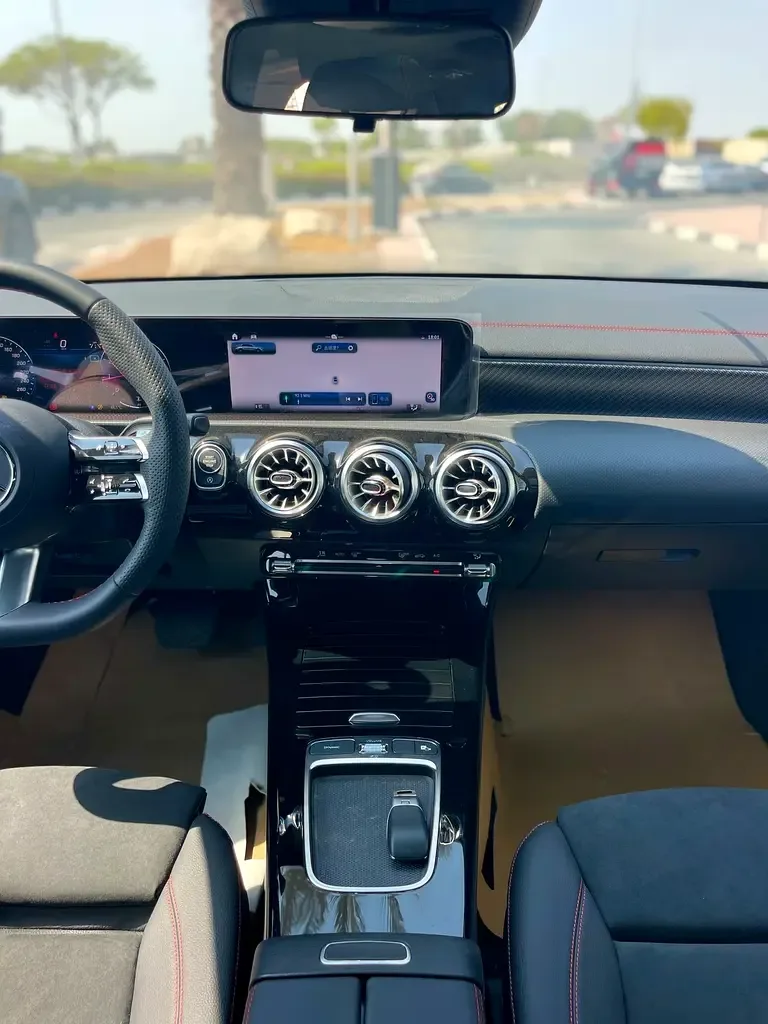 Mercedes-Benz A-Class 2.0 AMT 4WD (190 حصان) - 7