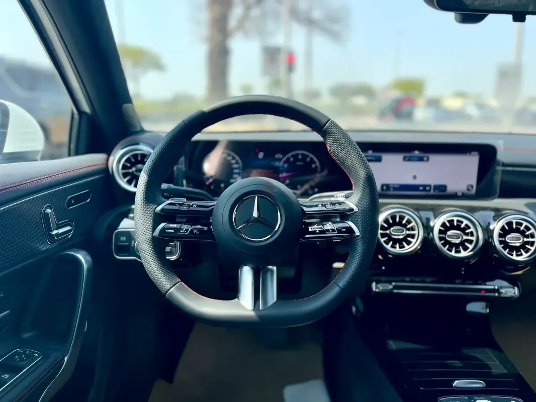 Mercedes-Benz A-Class 2.0 AMT 4WD (190 حصان) - 8