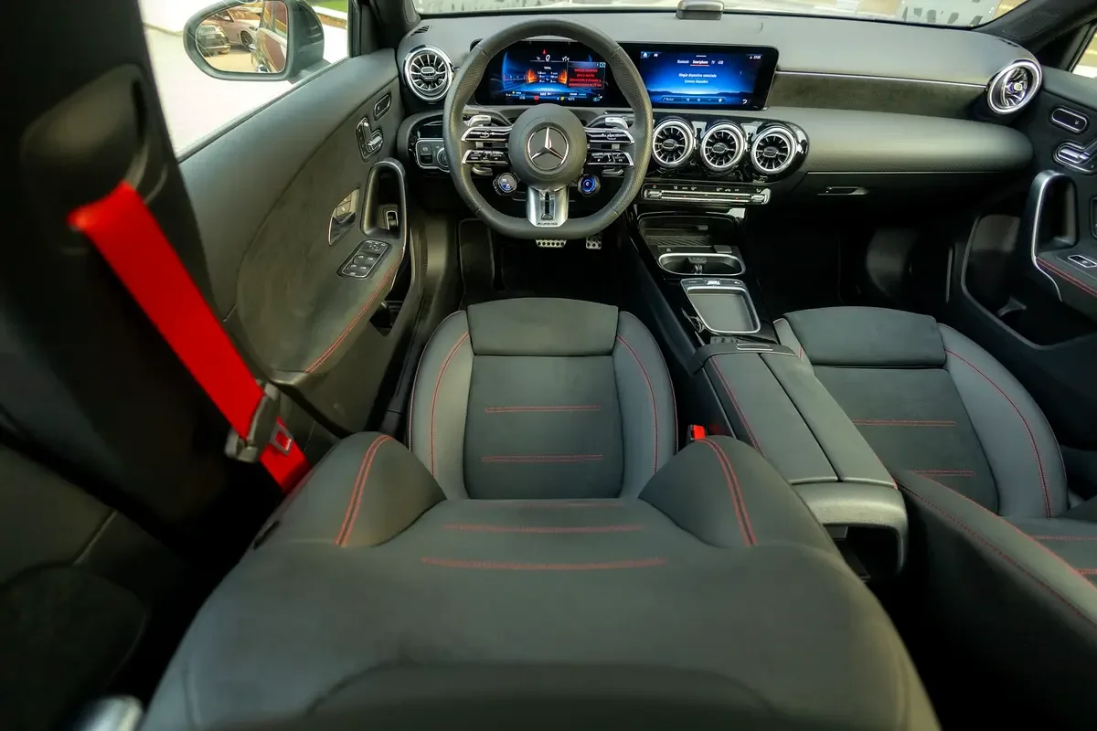 Mercedes-Benz A-Class 2.0 AMT 4WD (224 حصان) - 13