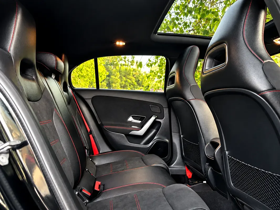 Mercedes-Benz A-Class 2.0 AMT 4WD (224 حصان) - 5