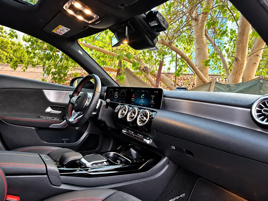 Mercedes-Benz A-Class 2.0 AMT 4WD (224 حصان) - 6