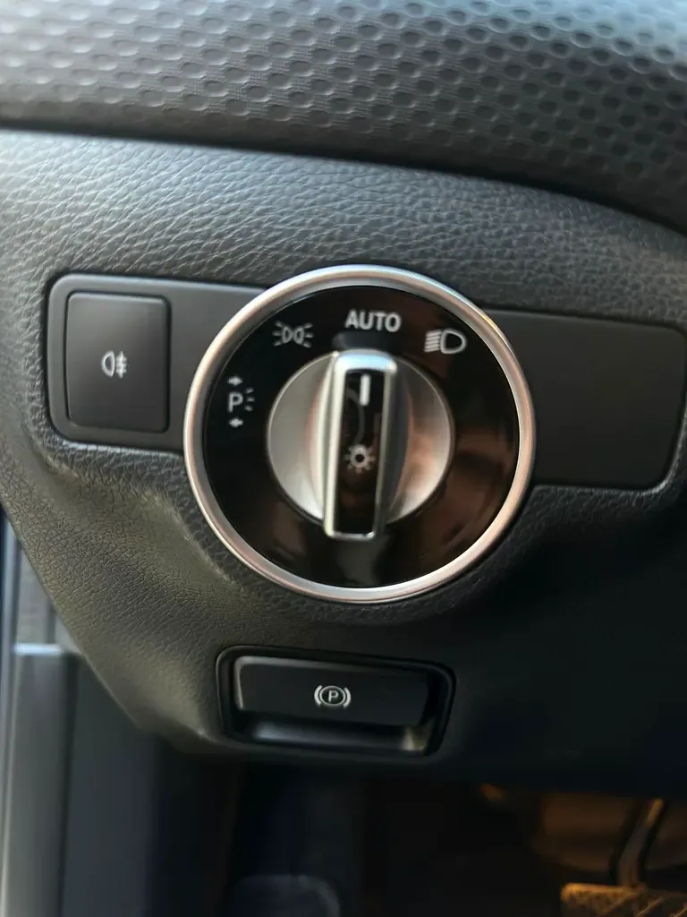 Mercedes-Benz A-Class 200 AT (150 حصان) - 7