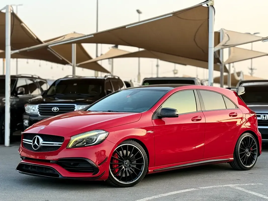 Mercedes-Benz A-Class 45 AMG 7G-DCT 4MATIC (381 حصان) - 4