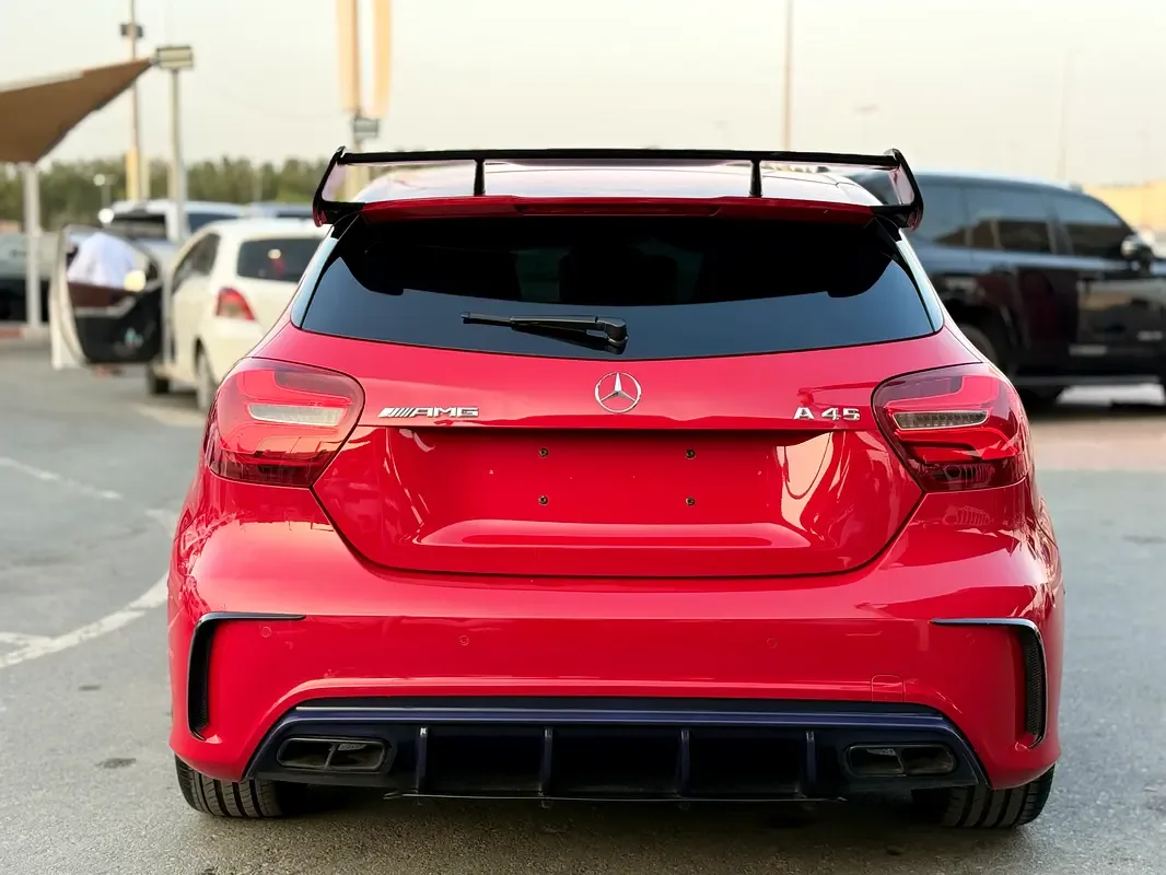 Mercedes-Benz A-Class 45 AMG 7G-DCT 4MATIC (381 حصان) - 6
