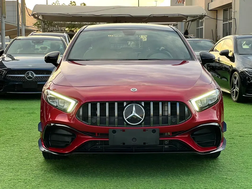 Mercedes-Benz A-Class A 220 7G-DCT 4MATIC (190 hp)