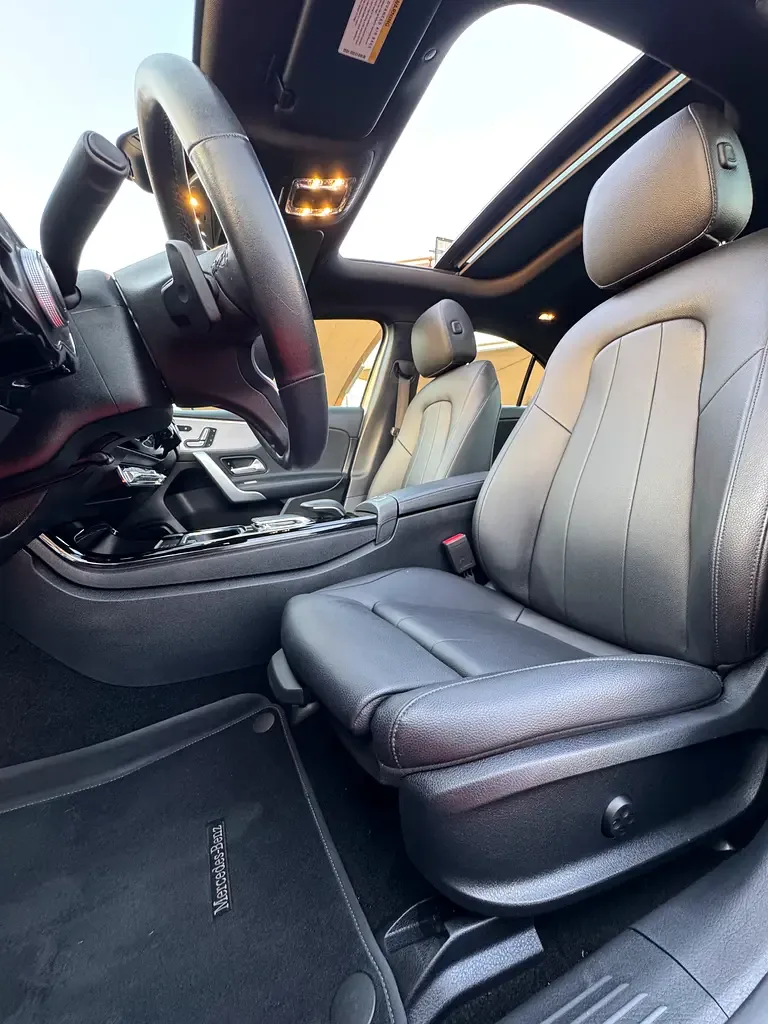 Mercedes-Benz A-Class A 220 7G-DCT 4MATIC (190 حصان) - 7