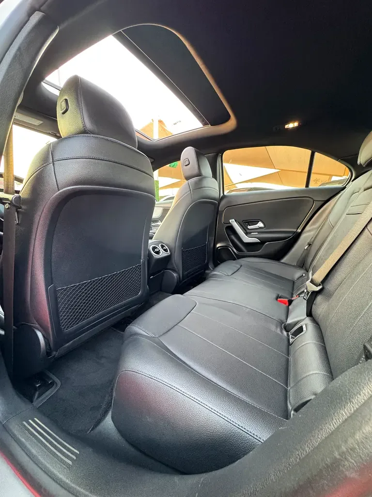 Mercedes-Benz A-Class A 220 7G-DCT 4MATIC (190 حصان) - 8