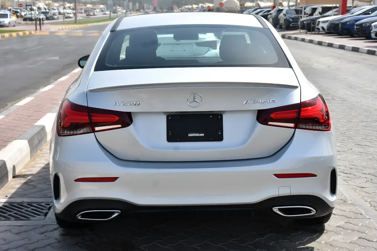 Mercedes-Benz A-Class A 220 7G-DCT 4MATIC (190 حصان) - 3