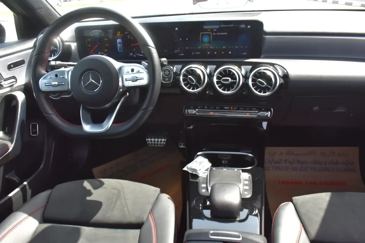 Mercedes-Benz A-Class A 220 7G-DCT 4MATIC (190 حصان) - 8