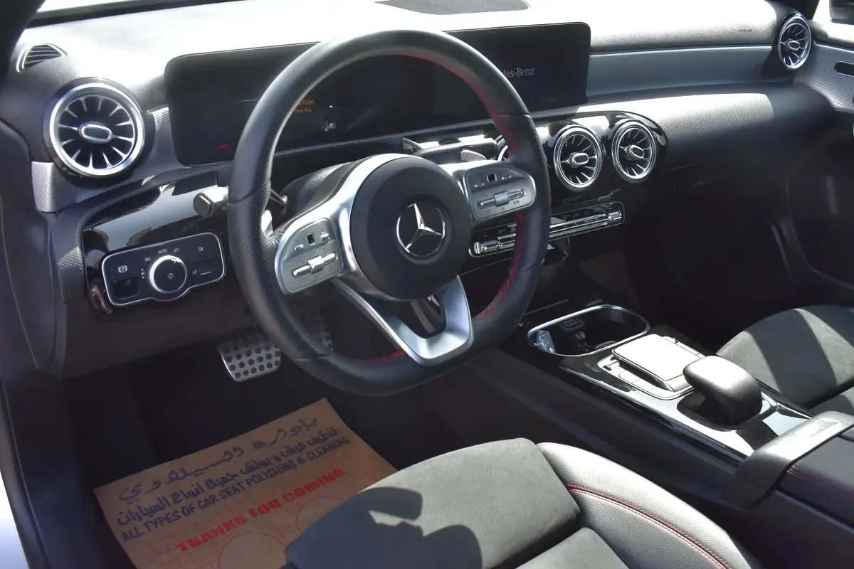 Mercedes-Benz A-Class A 220 7G-DCT 4MATIC (190 حصان) - 6