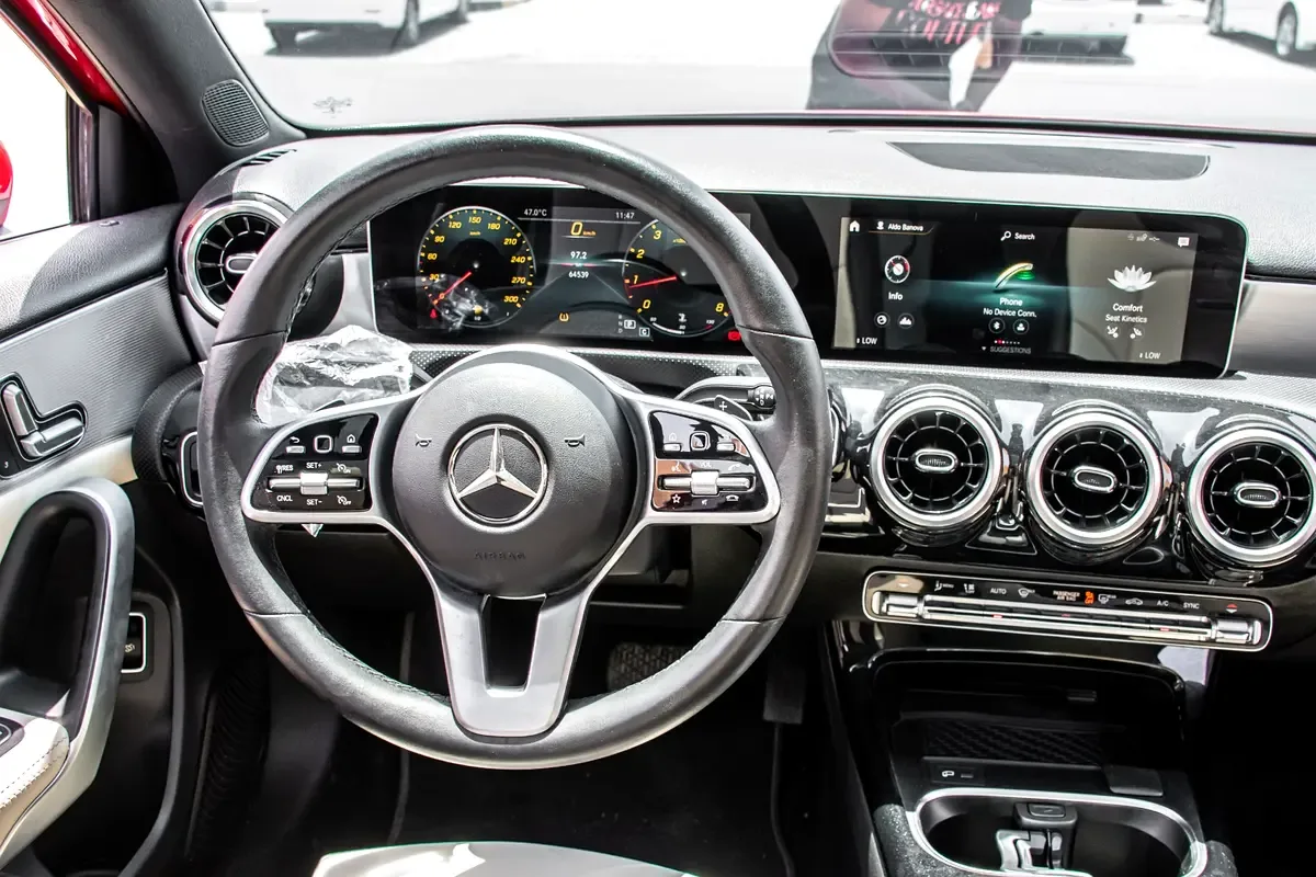 Mercedes-Benz A-Class A 220 7G-DCT 4MATIC (190 hp) - 7