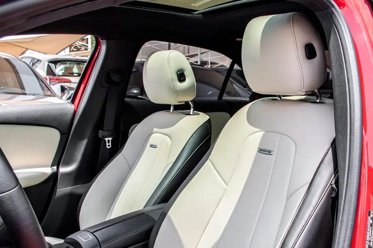 Mercedes-Benz A-Class A 220 7G-DCT 4MATIC (190 hp) - 11