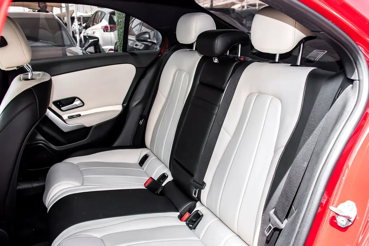 Mercedes-Benz A-Class A 220 7G-DCT 4MATIC (190 hp) - 13