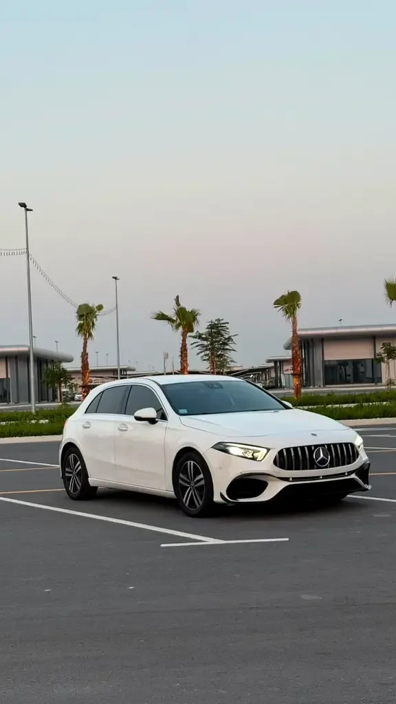 Mercedes-Benz A-Class A 220 7G-DCT 4MATIC (190 hp) - 7