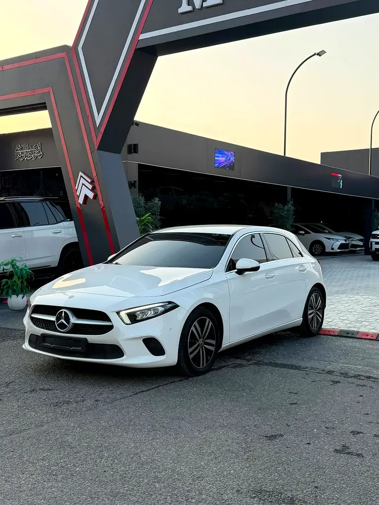 Mercedes-Benz A-Class A 220 7G-DCT 4MATIC (190 hp)