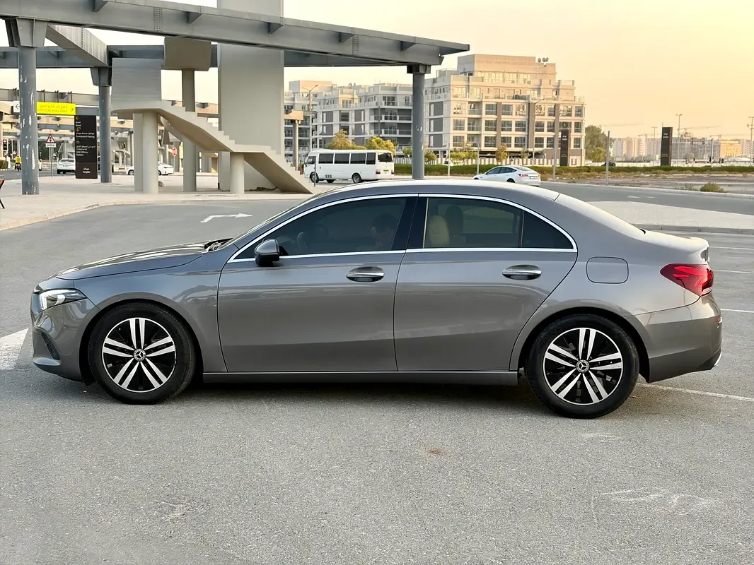 Mercedes-Benz A-Class A 220 7G-DCT 4MATIC (190 hp) - 6