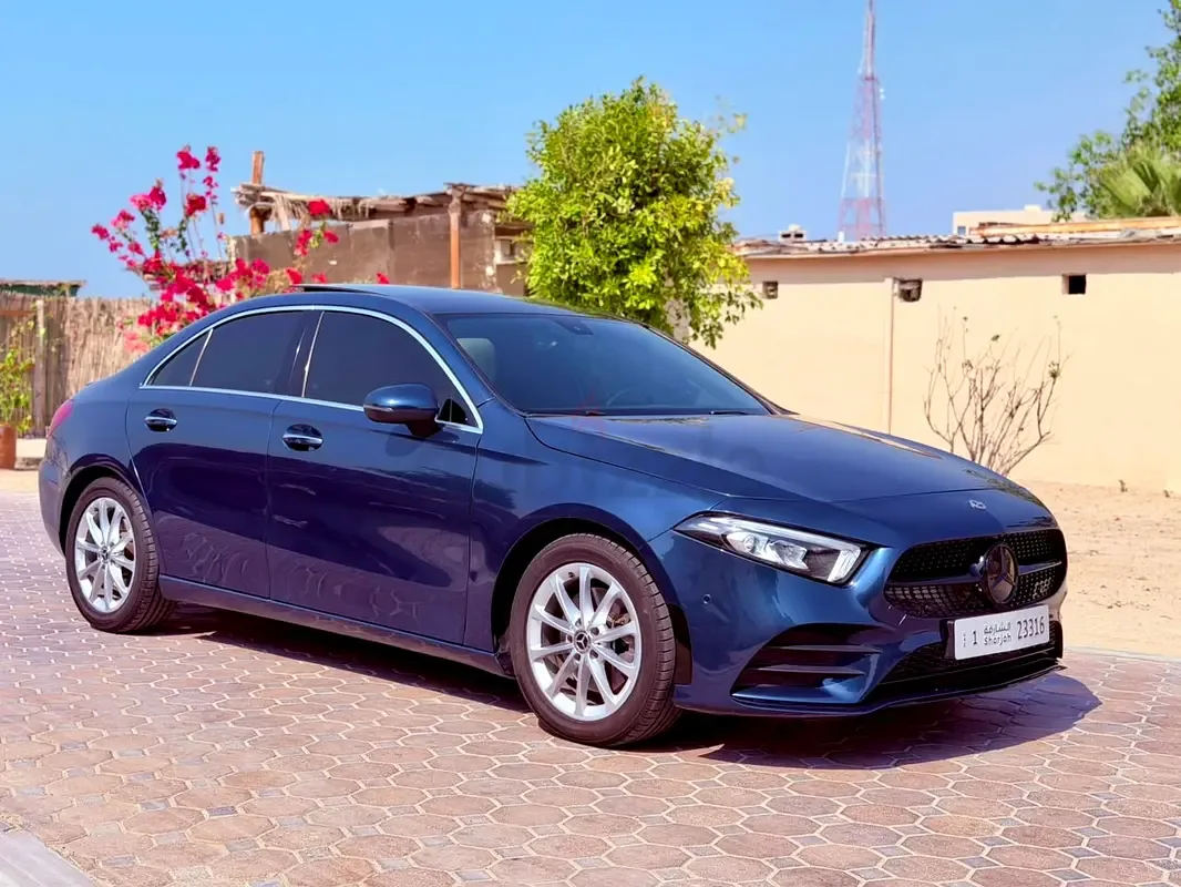 Mercedes-Benz A-Class A 220 7G-DCT 4MATIC (190 حصان) - 9