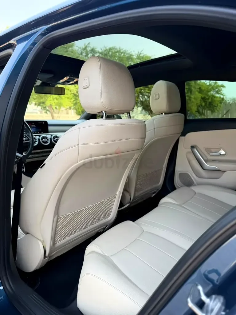 Mercedes-Benz A-Class A 220 7G-DCT 4MATIC (190 حصان) - 13