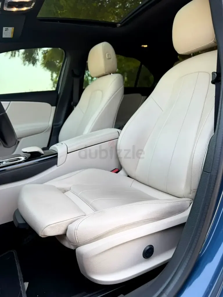 Mercedes-Benz A-Class A 220 7G-DCT 4MATIC (190 حصان) - 15