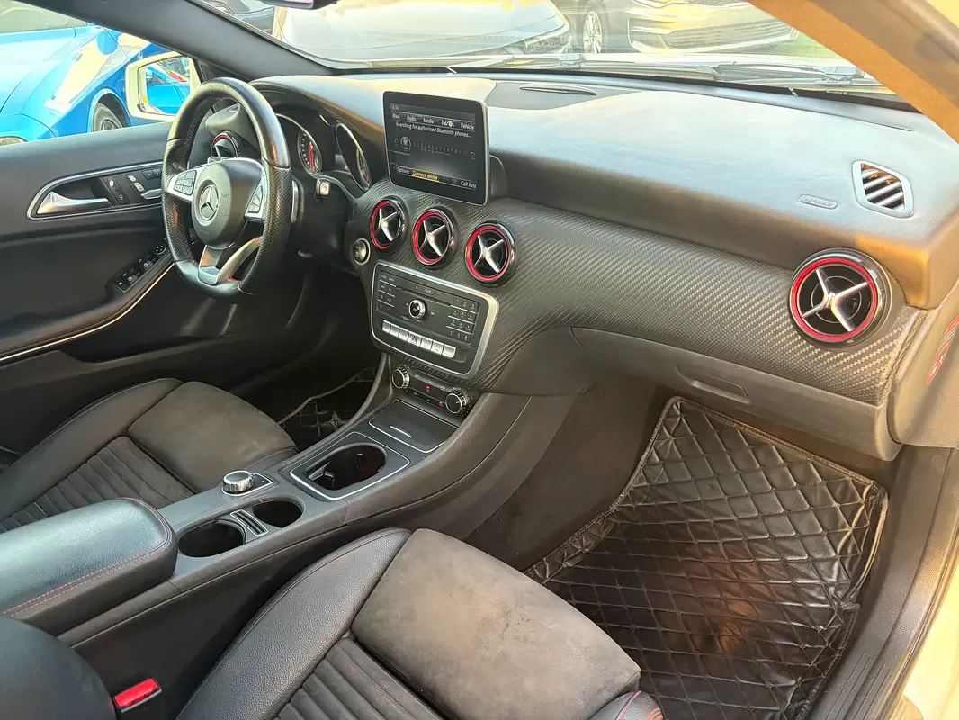 Mercedes-Benz A-Class A 250 7G-DCT (224 hp) - 10