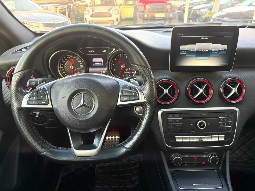 Mercedes-Benz A-Class A 250 7G-DCT (224 hp) - 17