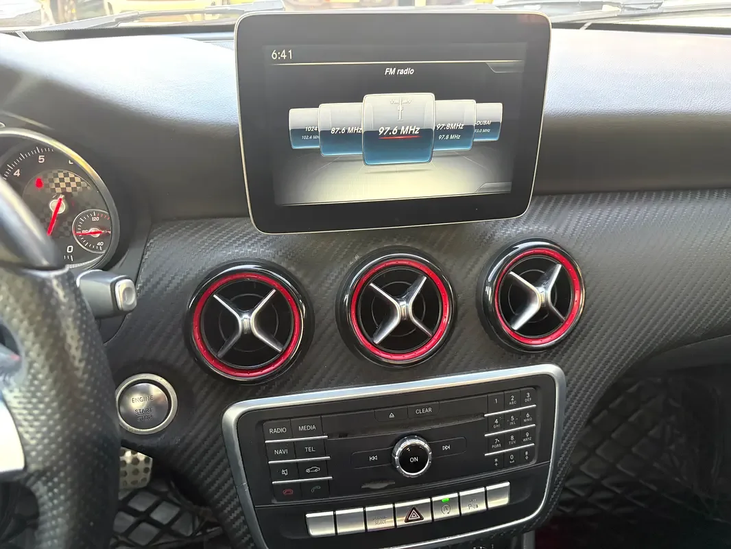 Mercedes-Benz A-Class A 250 7G-DCT (224 hp) - 18