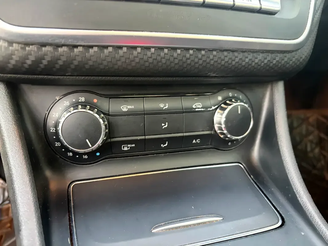 Mercedes-Benz A-Class A 250 7G-DCT (224 hp) - 19