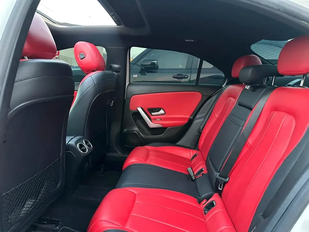 Mercedes-Benz A-Class A 250 7G-DCT (224 hp) - 13