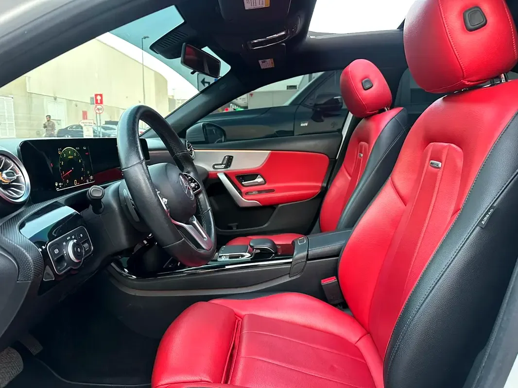 Mercedes-Benz A-Class A 250 7G-DCT (224 hp) - 11