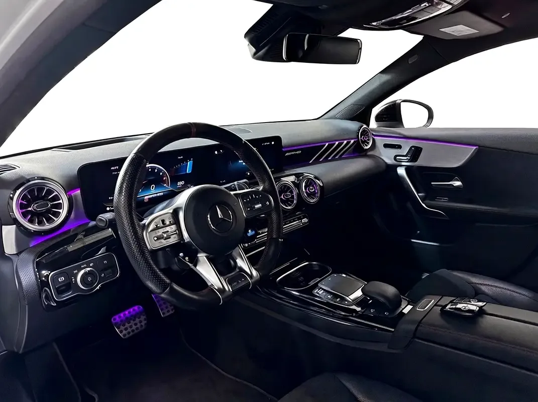 Mercedes-Benz A-Class A 35 SpeedShift 4Matic (306 hp) - 6