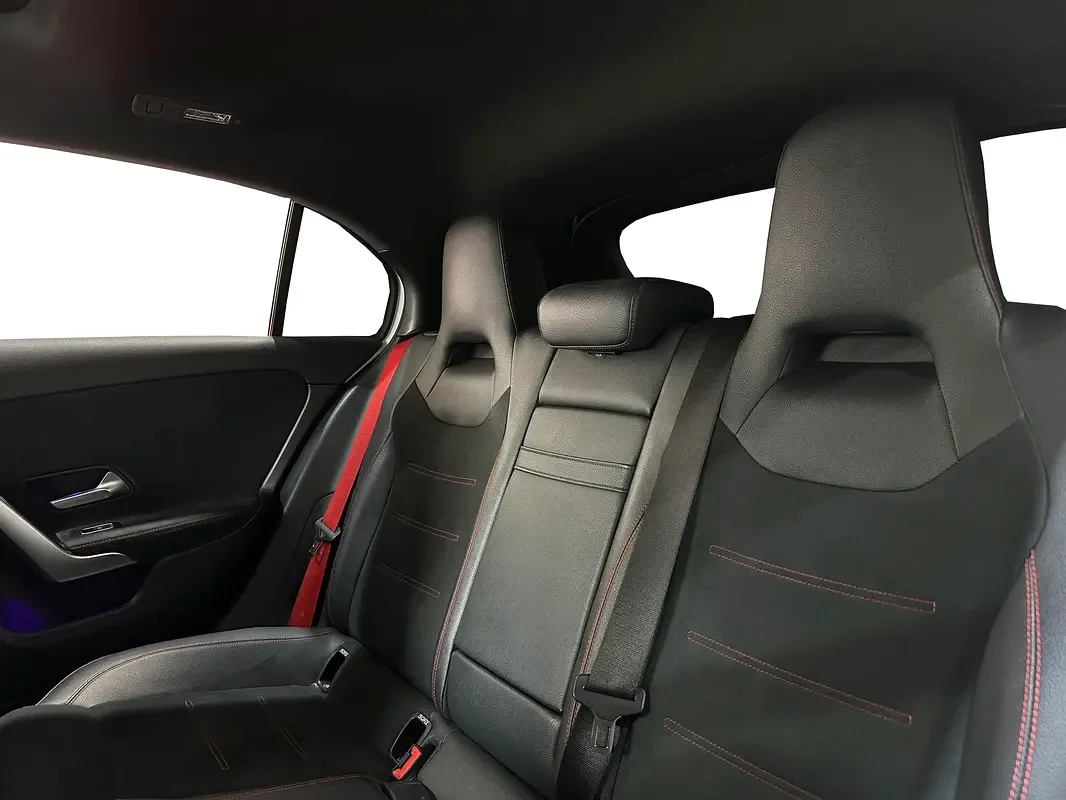 Mercedes-Benz A-Class A 35 SpeedShift 4Matic (306 hp) - 9
