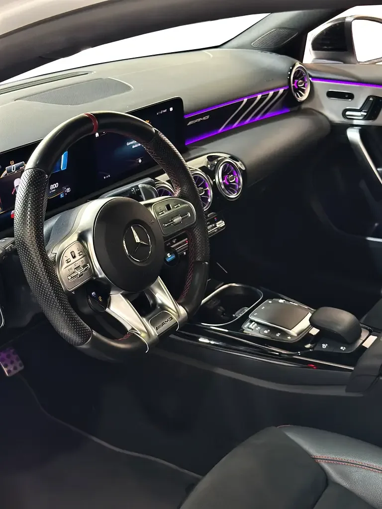 Mercedes-Benz A-Class A 35 SpeedShift 4Matic (306 hp) - 14