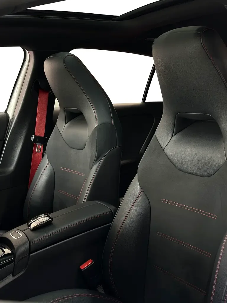 Mercedes-Benz A-Class A 35 SpeedShift 4Matic (306 hp) - 20